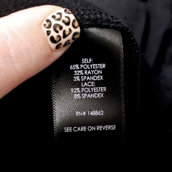 Torrid At The Knee Jersey Lace Sleeve Mock Neck Skater Dress Womens Plus Size 1X - Picture 12 of 13